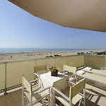 Excelsior Hotell 4*