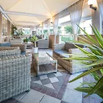 Excelsior Hotel