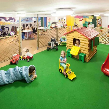 艾克塞西尔酒店