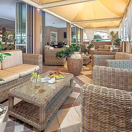 Hotell Excelsior 4*