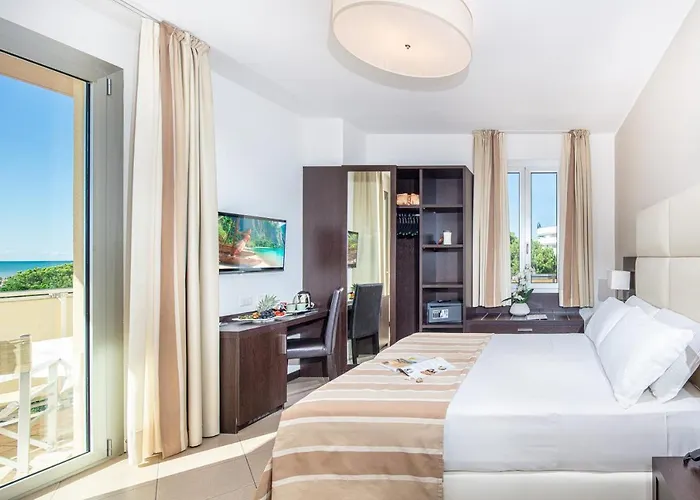 艾克塞西尔酒店 比比翁