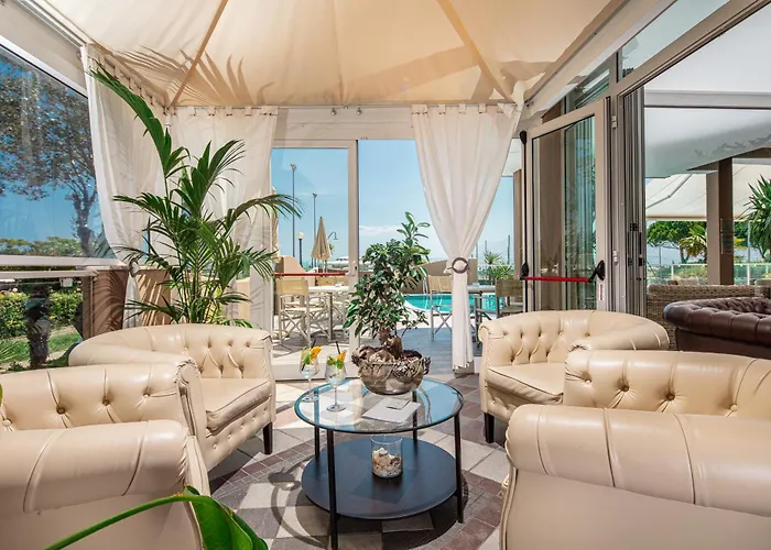 艾克塞西尔酒店