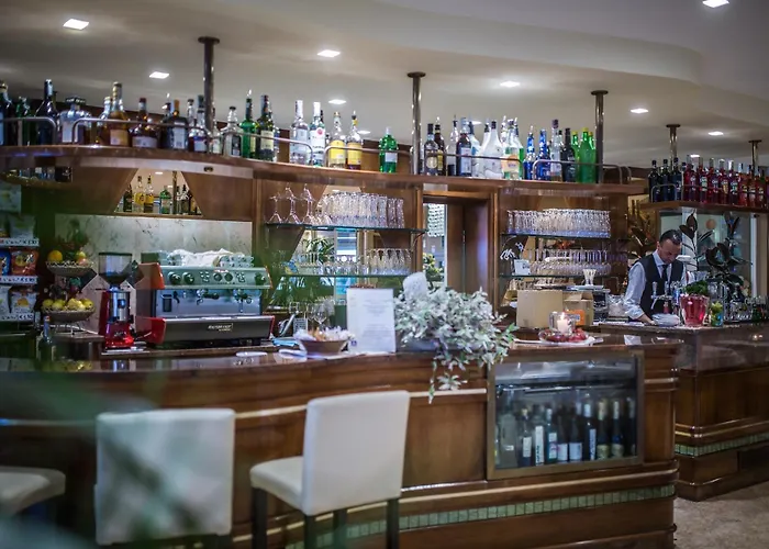 艾克塞西尔酒店 酒店