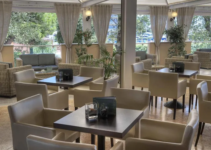 艾克塞西尔酒店 酒店 比比翁